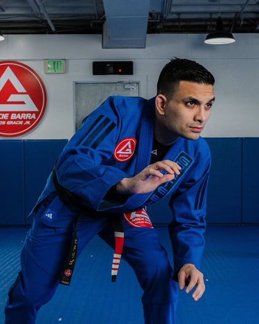 クラブ・ブルッヘ　ユニフォーム　O　adidas　アディダス　ブルー　ストライプ AXIS Kimono by adidas – Blue BJJ Gi | Gracie Barra Wear – GB Wear