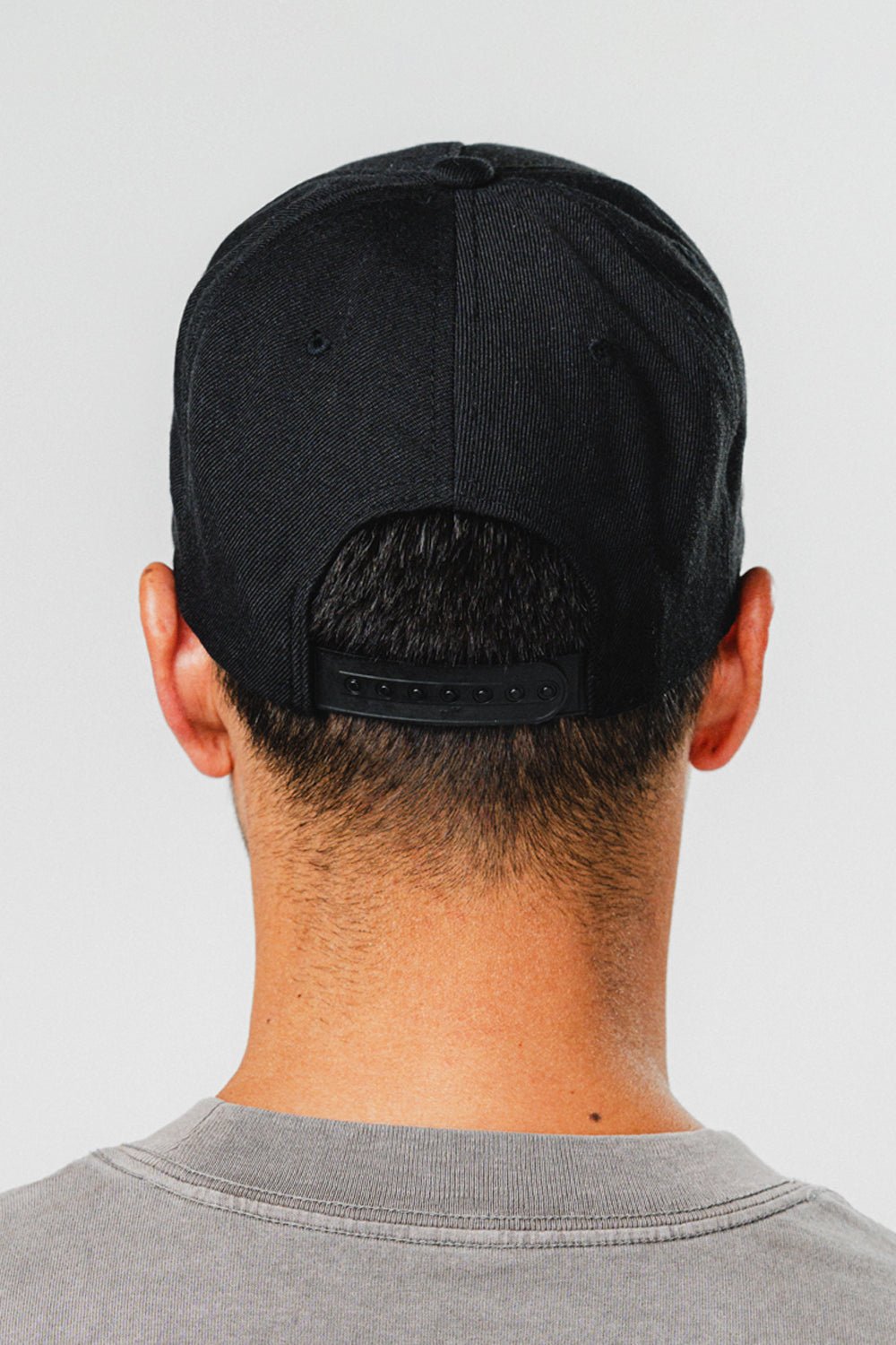 Barra da Tijuca Snapback Cap - Black