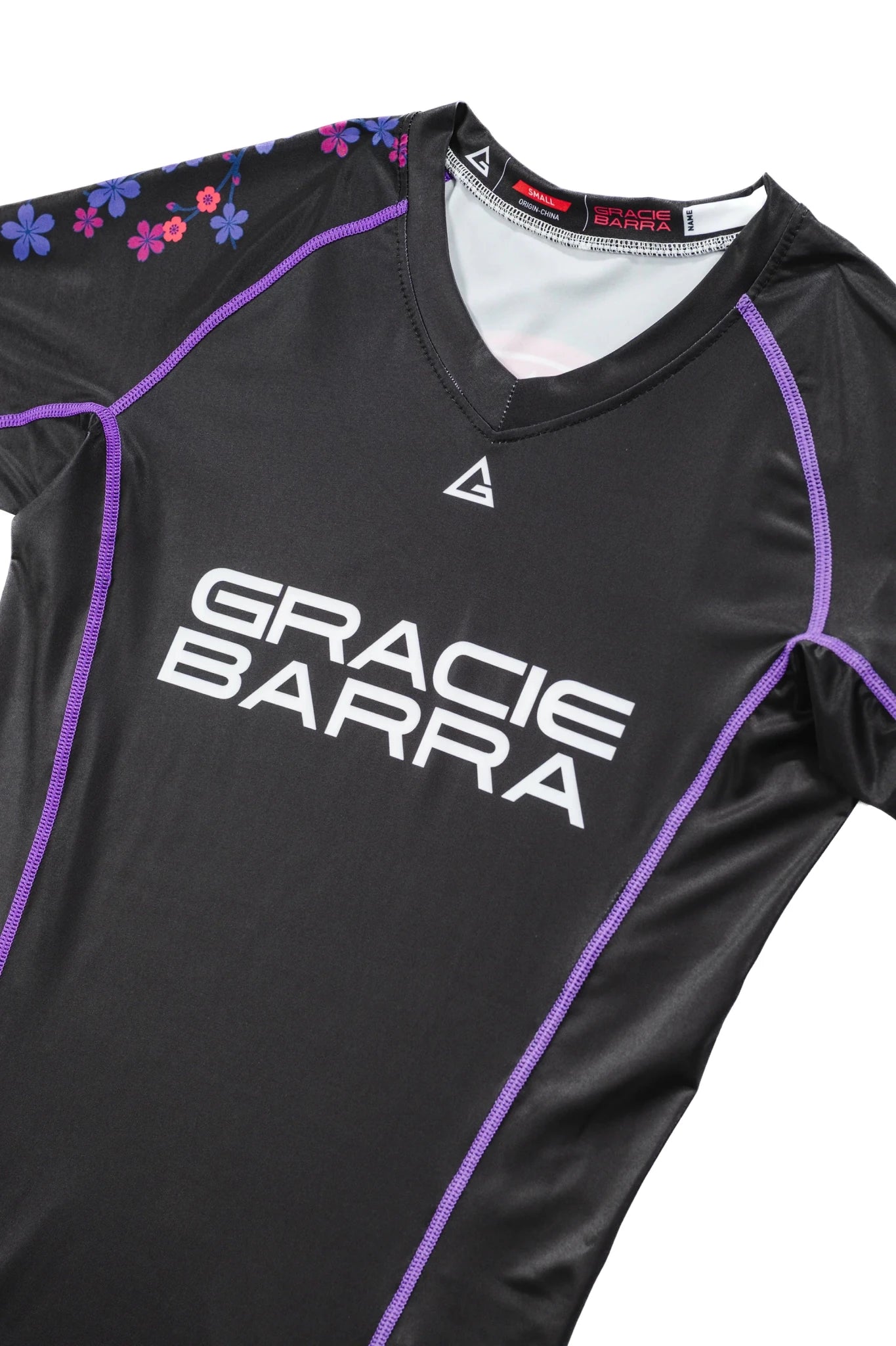 Sakura V3 Women's Rashguard Black | BJJ Compression Top – GB Wear Sakura V3 Women's Rashguard Black | BJJ Compression Top – GB Wear